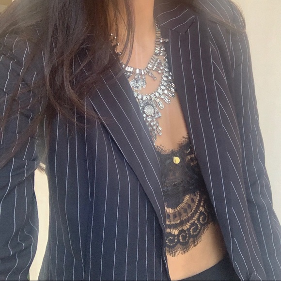 Blazer - Picture 6 of 6